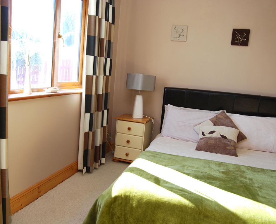 Achill Lodge Guest House Bunacurry Стая снимка